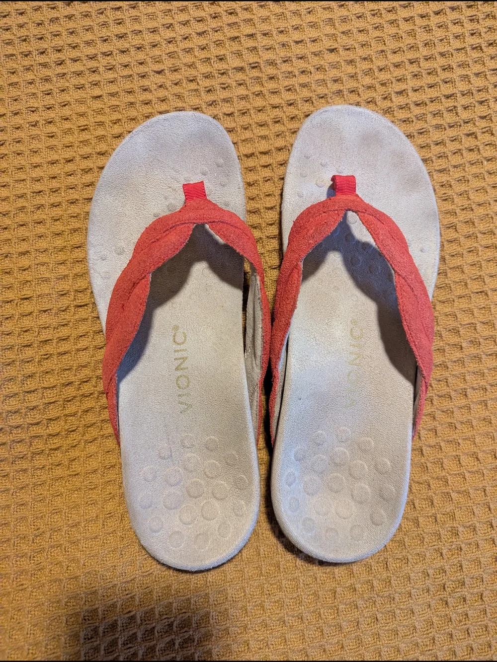Vionic Bella Braid Red Suede Thong Sandals, 8